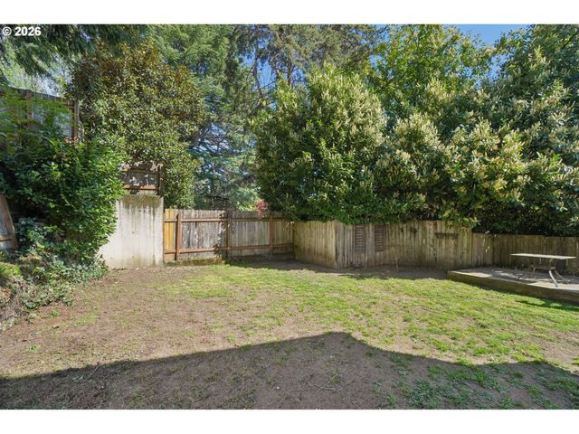 3220 Ne 33RD Ave, Portland, OR 97212