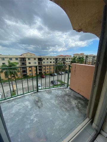 9350 Fontainebleau Boulevard 602, Miami, FL 33172