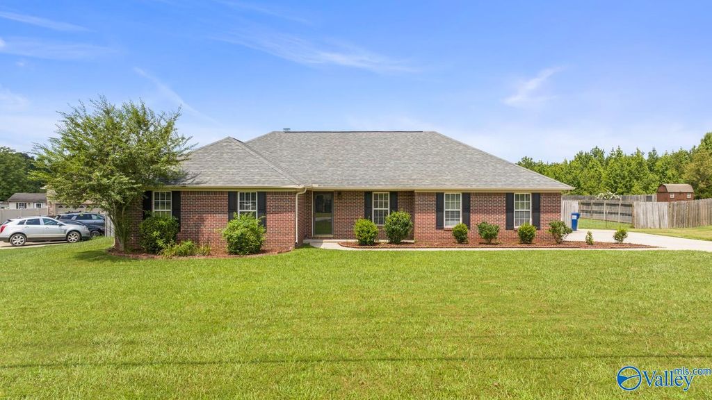 798 Macedonia Road, Ardmore, AL 35739