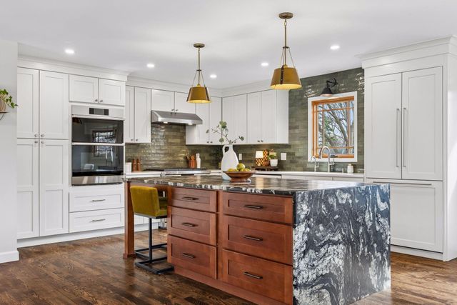 4011 Grimes Avenue S, Edina, MN 55416