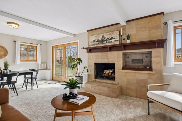 4011 Grimes Avenue S, Edina, MN 55416