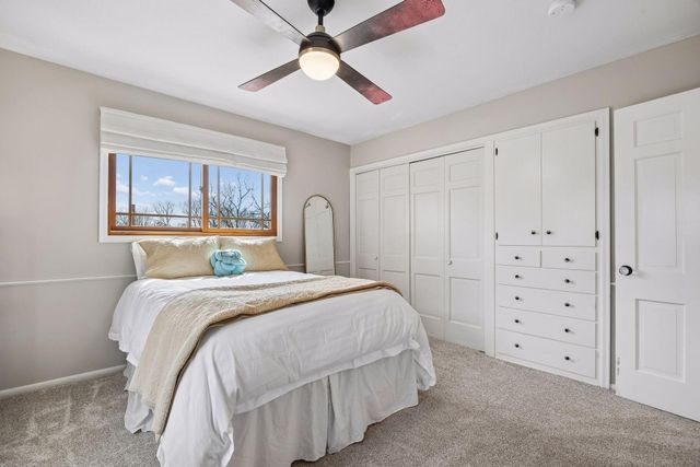 4011 Grimes Avenue S, Edina, MN 55416