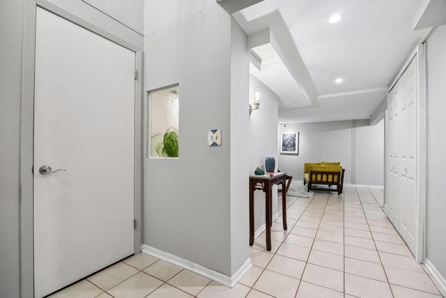 4011 Grimes Avenue S, Edina, MN 55416