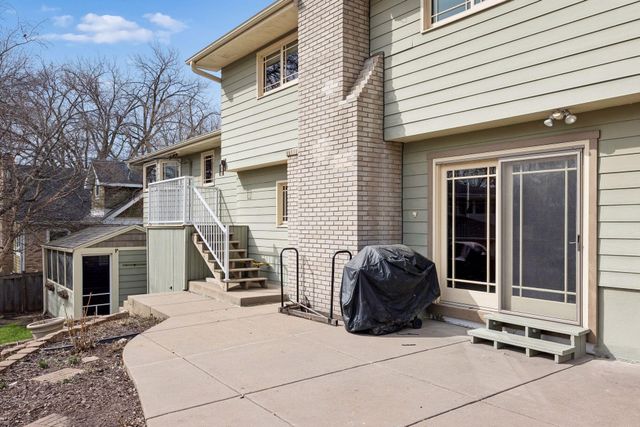 4011 Grimes Avenue S, Edina, MN 55416