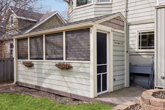 4011 Grimes Avenue S, Edina, MN 55416