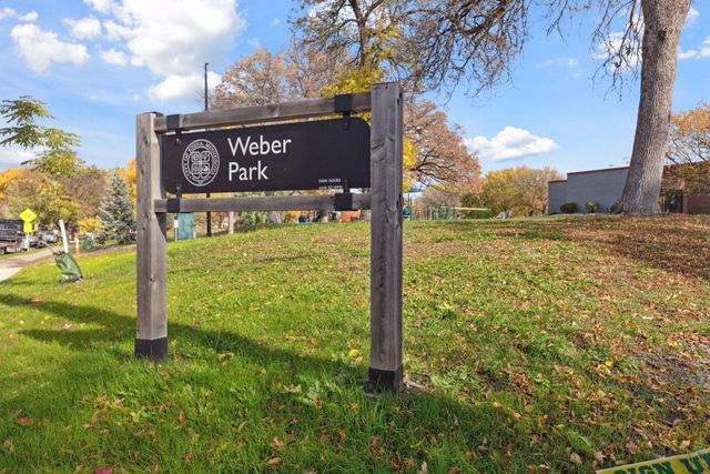 4011 Grimes Avenue S, Edina, MN 55416