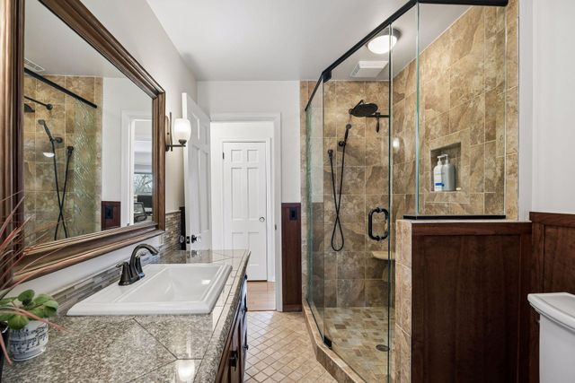 4011 Grimes Avenue S, Edina, MN 55416