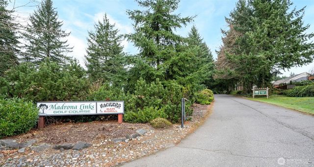 3729 21st Avenue NW, Gig Harbor, WA 98335