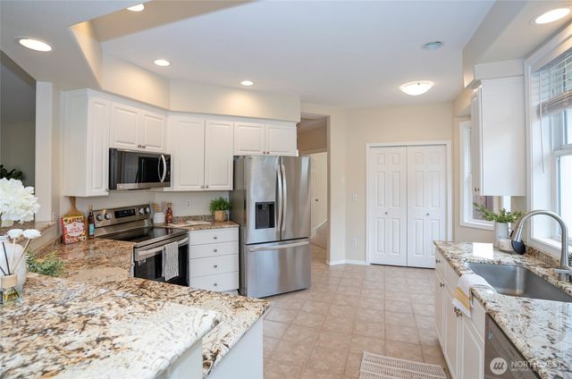 3729 21st Avenue NW, Gig Harbor, WA 98335