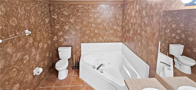 6078 Laurelwood DR, Fort Myers, FL 33905