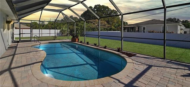 6078 Laurelwood DR, Fort Myers, FL 33905