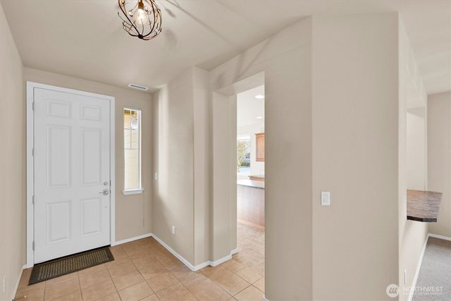 4717 Bend Court NE, Lacey, WA 98516