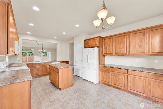 4717 Bend Court NE, Lacey, WA 98516