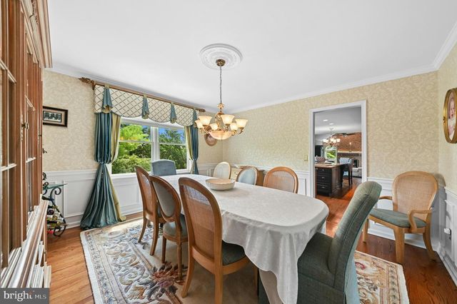 1830 PEAR CT, Fogelsville, PA 18051