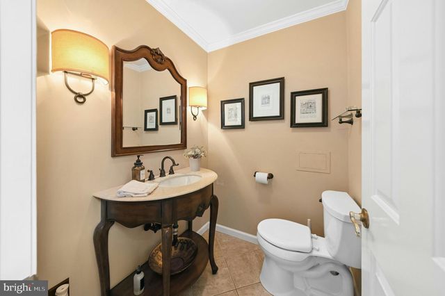 1830 PEAR CT, Fogelsville, PA 18051