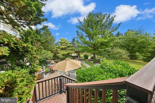 1830 PEAR CT, Fogelsville, PA 18051