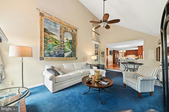 1830 PEAR CT, Fogelsville, PA 18051