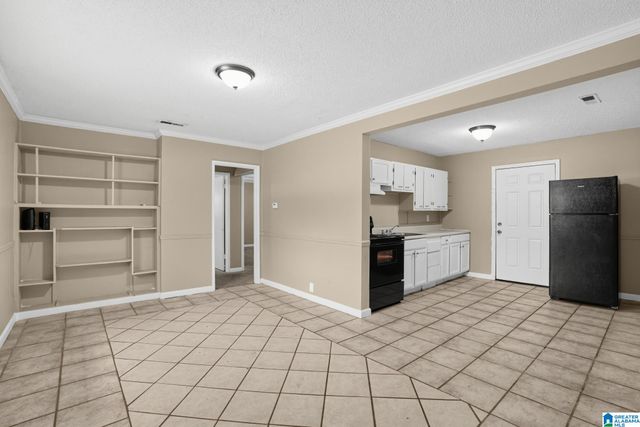 261 MCCORMICK AVENUE, Birmingham, AL 35215