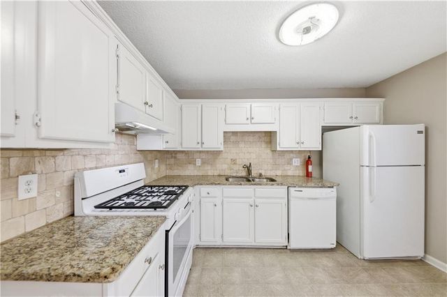 908 Poole Bridge Road, Hiram, GA 30141