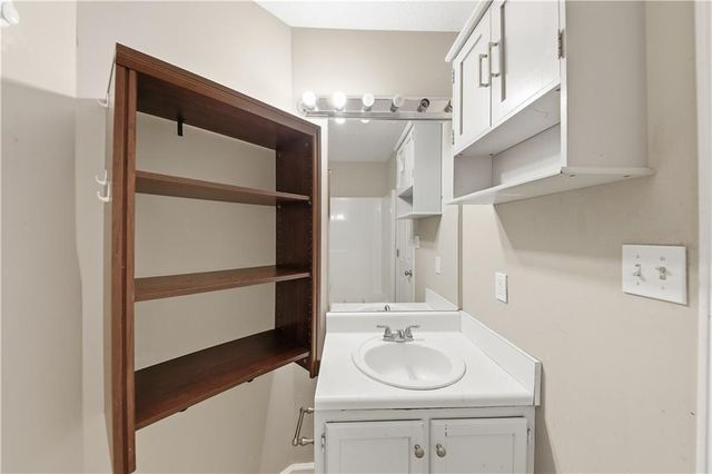 908 Poole Bridge Road, Hiram, GA 30141