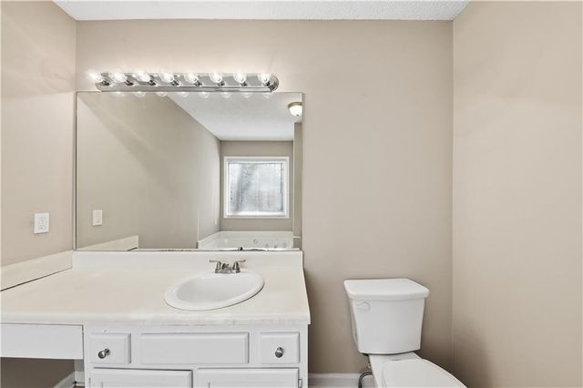 908 Poole Bridge Road, Hiram, GA 30141