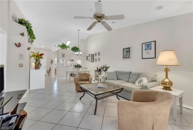 2469 Millcreek LN 204, Naples, FL 34119