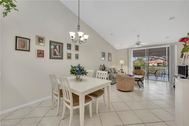 2469 Millcreek LN 204, Naples, FL 34119