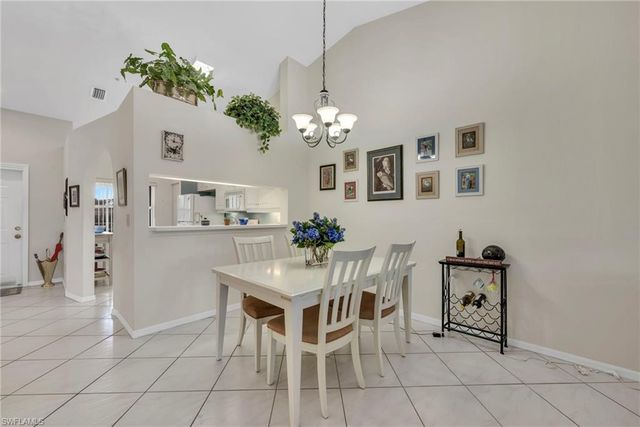 2469 Millcreek LN 204, Naples, FL 34119