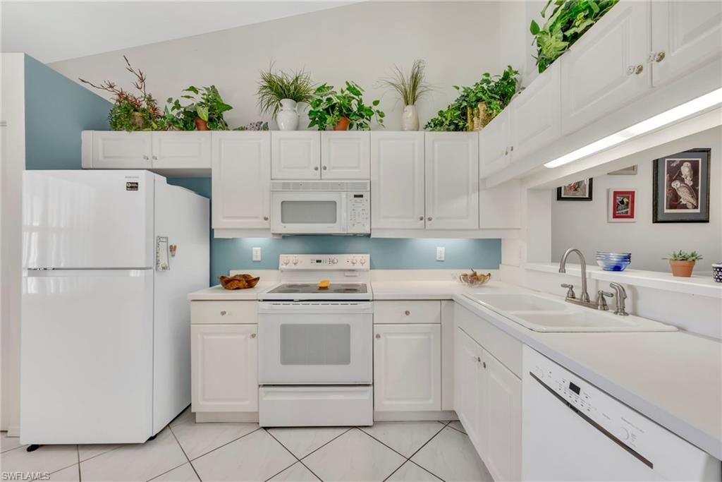 2469 Millcreek LN 204, NAPLES, FL 34119 — photo 4