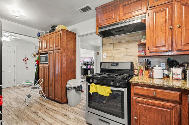 2889 Beasley Drive, Garland, TX 75041