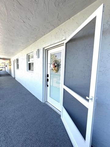 3170 Holiday Springs Boulevard 304, Margate, FL 33063