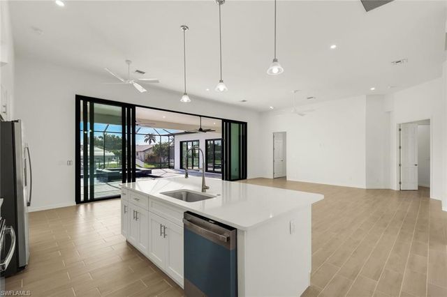 4817 Pelican BLVD, Cape Coral, FL 33914