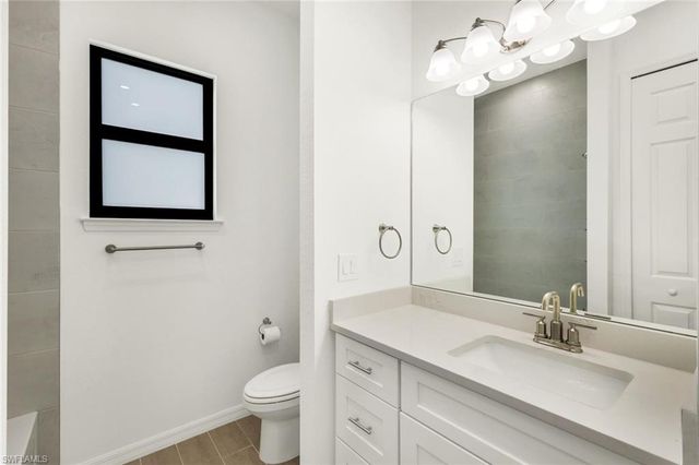 4817 Pelican BLVD, Cape Coral, FL 33914