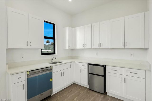 4817 Pelican BLVD, Cape Coral, FL 33914