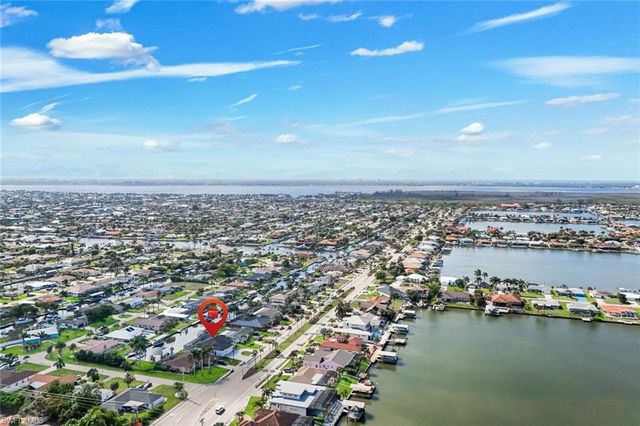 4817 Pelican BLVD, Cape Coral, FL 33914