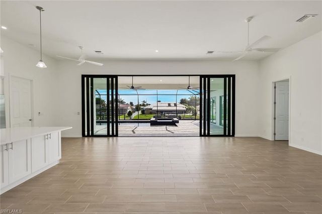 4817 Pelican BLVD, Cape Coral, FL 33914