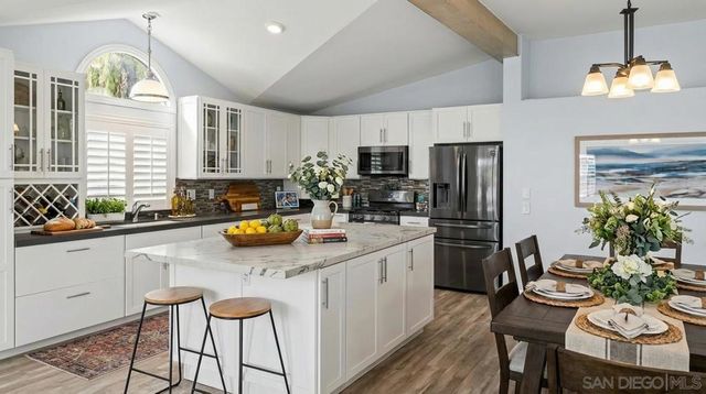 7002 San Bartolo St 30, Carlsbad, CA 92011