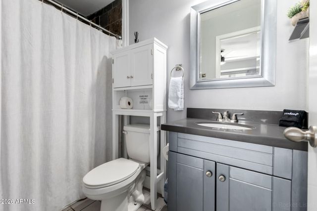 6837 E OSBORN Road B, Scottsdale, AZ 85251