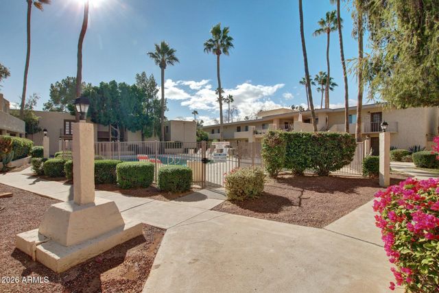 6837 E OSBORN Road B, Scottsdale, AZ 85251