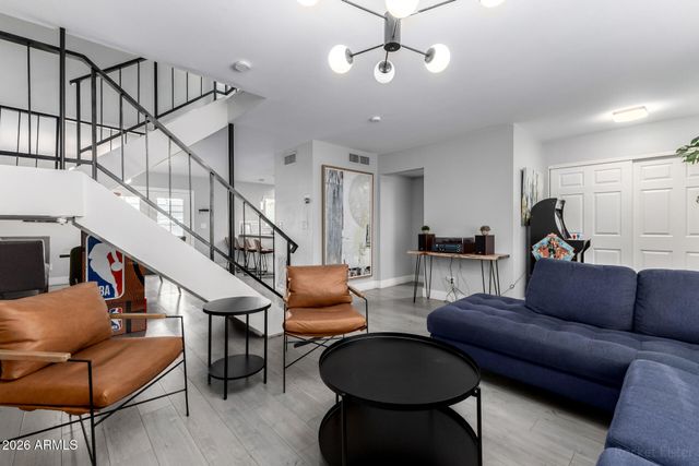 6837 E OSBORN Road B, Scottsdale, AZ 85251