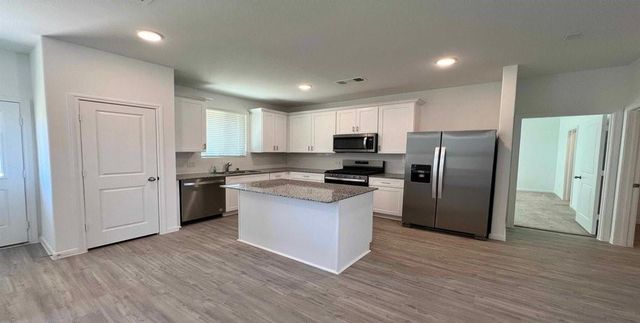 330 Shady Cedar Hill Lane, Conroe, TX 77378