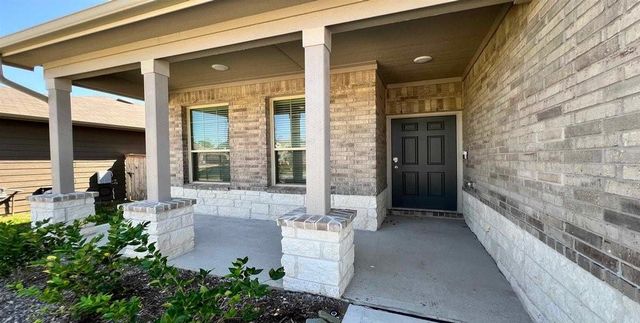 330 Shady Cedar Hill Lane, Conroe, TX 77378