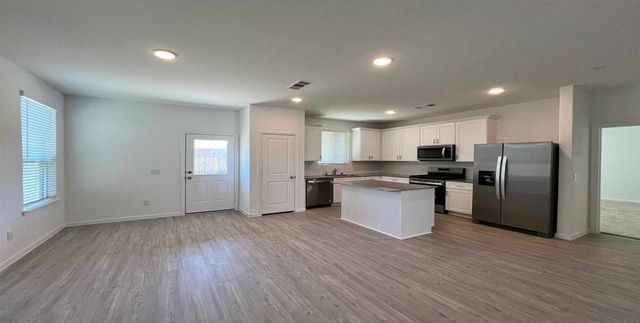 330 Shady Cedar Hill Lane, Conroe, TX 77378