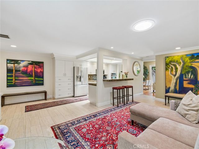 3 Rue Fontainbleau, Newport Beach, CA 92660