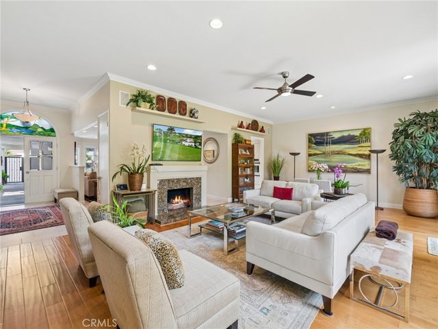 3 Rue Fontainbleau, Newport Beach, CA 92660