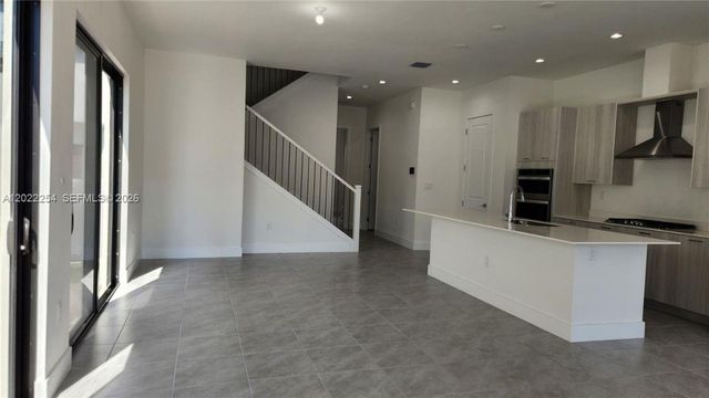8119 NW 42nd Street 8119, Doral, FL 33166