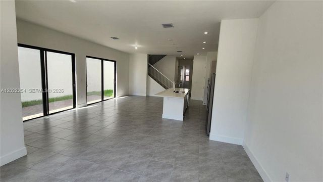 8119 NW 42nd Street 8119, Doral, FL 33166