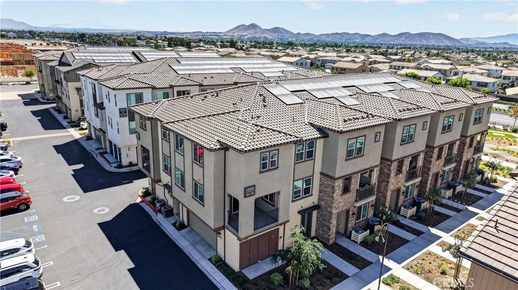 12951 Paradiso Drive 101, Eastvale, CA 92880 — photo 4