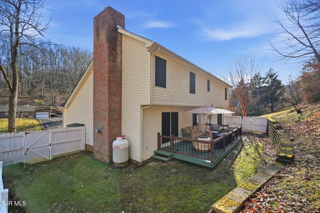 1617 Valley View Drive, Big Stone Gap, VA 24219