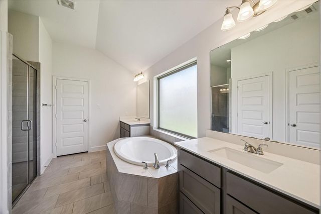 15843 Mckinley Green Drive, Humble, TX 77346